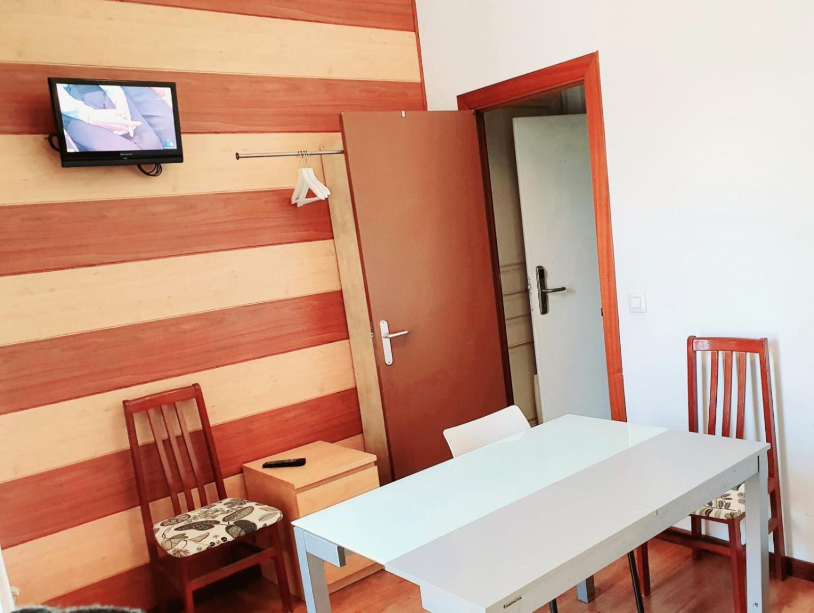 Apartamento Urgell Apartment Barcelona Exterior photo